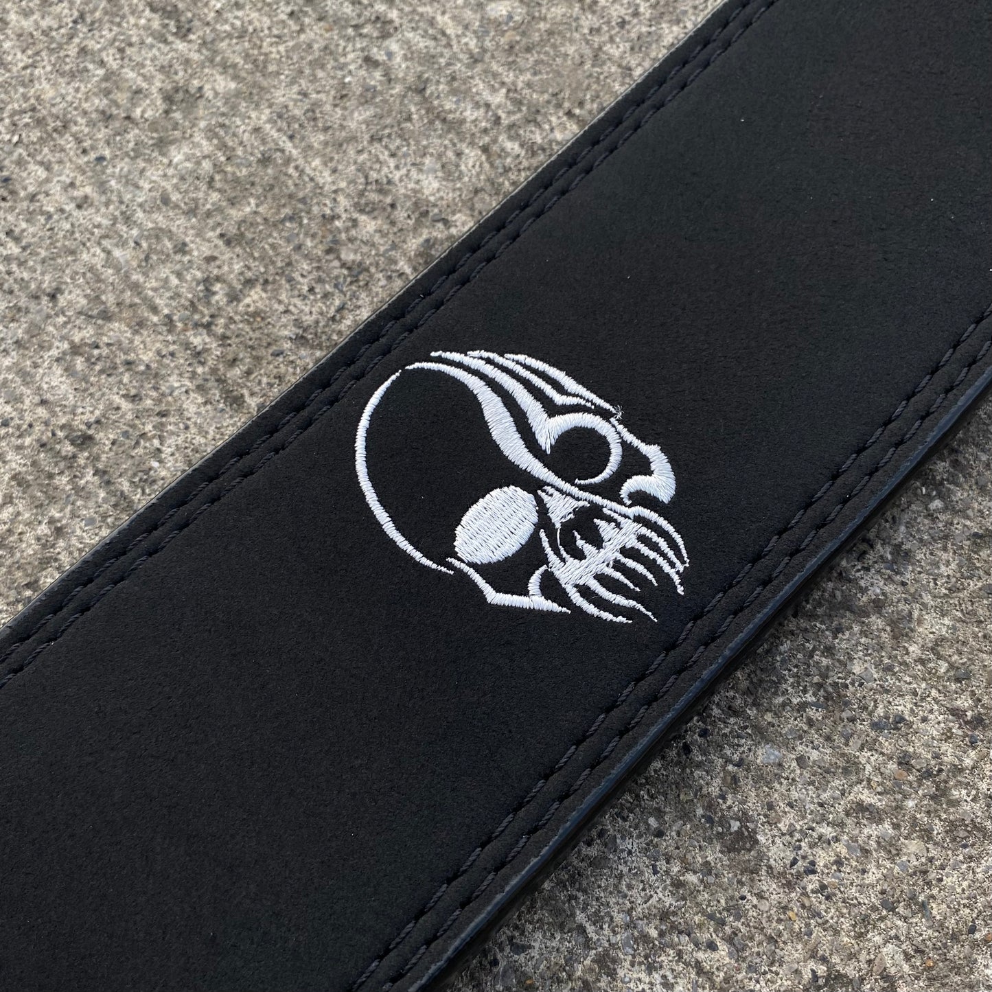 Blackout Skull Lever Belt