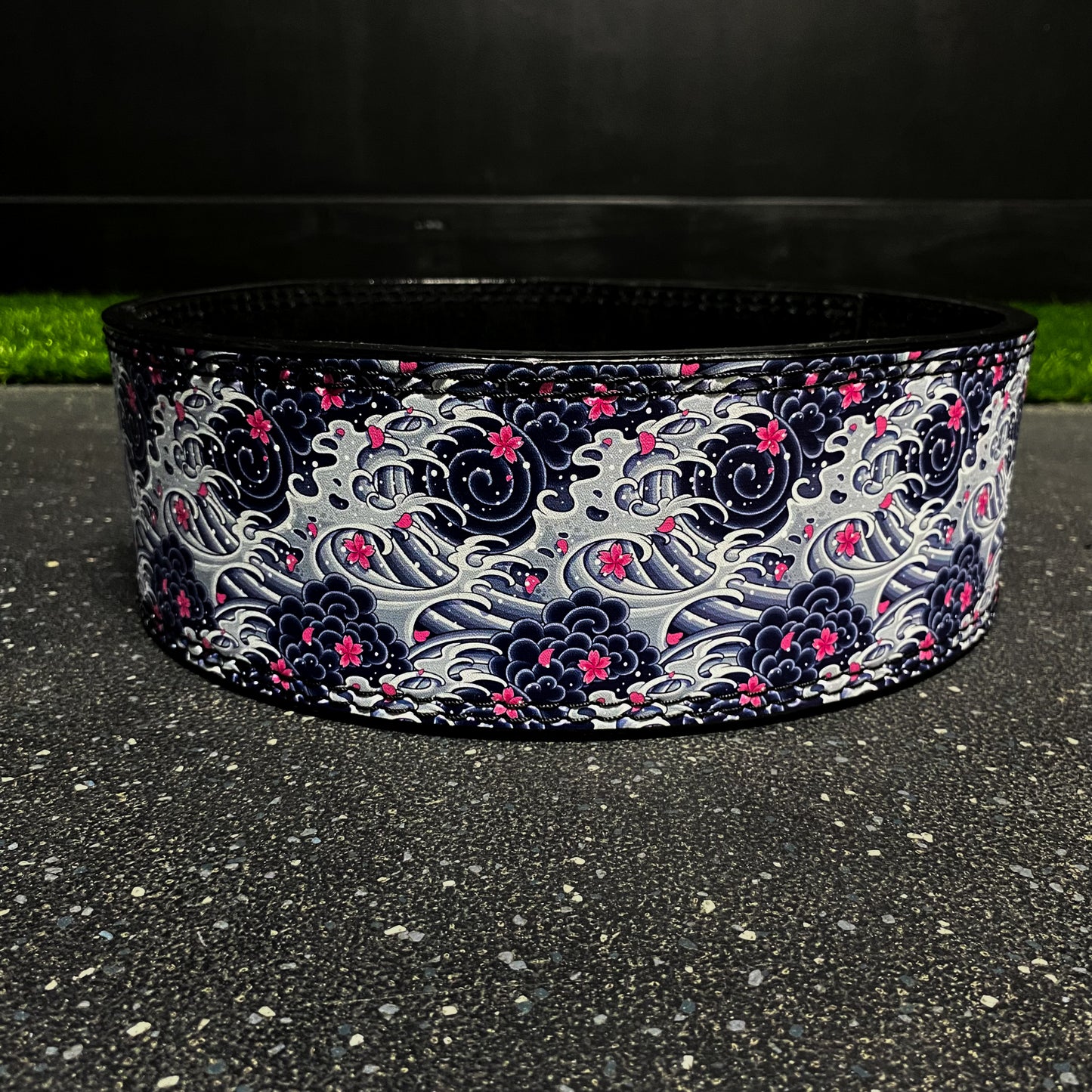 Floral Waves Lever Belt