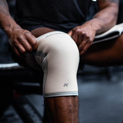 Core Knee Sleeves - Platinum